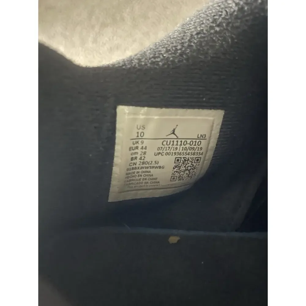 Size 10 - Air Jordan 4 Retro Black Cat (Preowned) Read Desc.